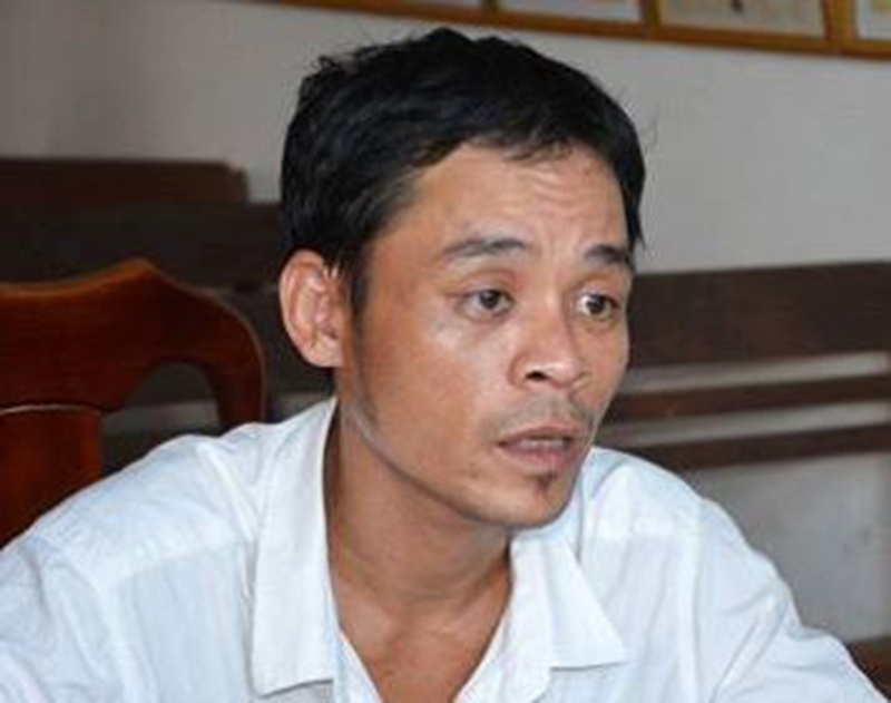 Bat hai nghi can doat mang 9X khi di vay tien ca do bong da hinh anh