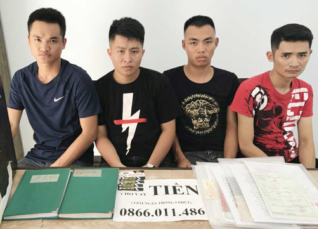 Bat nhom tu Hai Phong vao Da Nang cho vay nang lai hinh anh