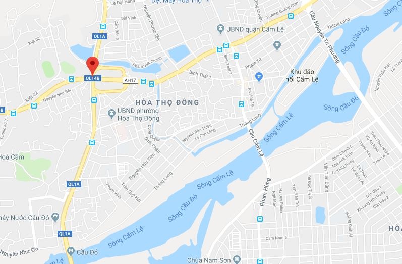 Xe dau keo lat giua quoc lo 1 anh 2