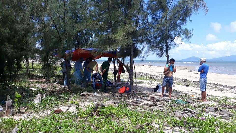 Phat hien thi the noi tren bien anh 1