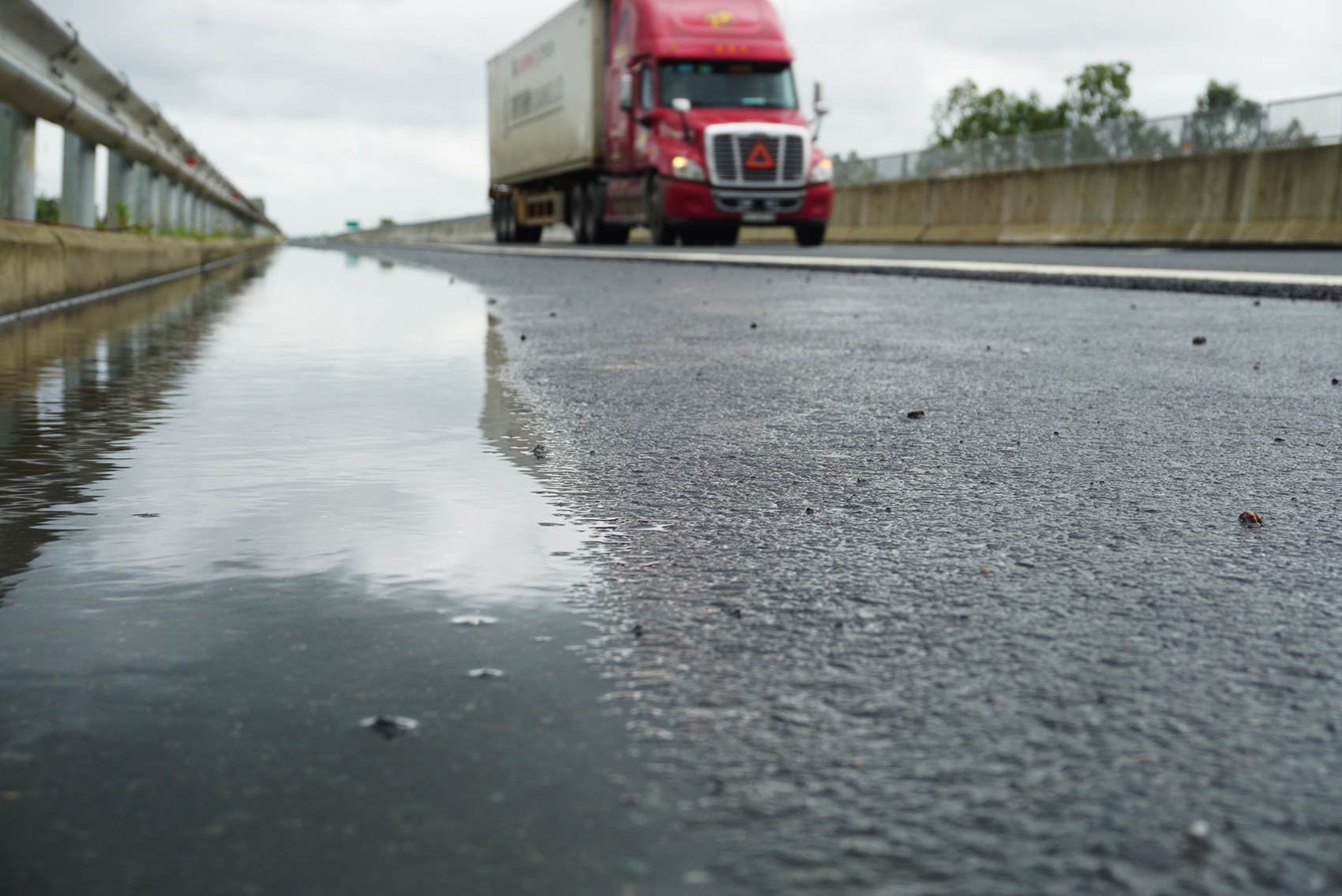 Cao toc Da Nang - Quang Ngai xuat hien o ga anh 8