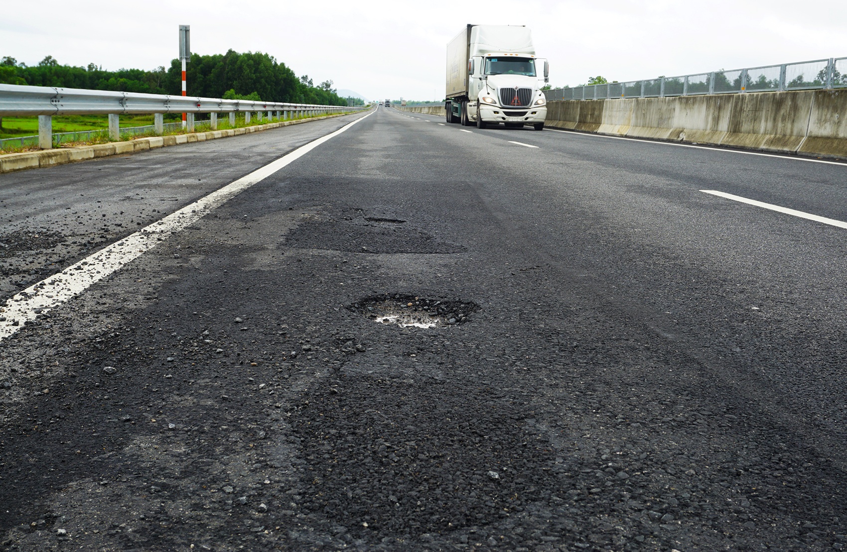 Cao toc Da Nang - Quang Ngai xuat hien o ga anh 9