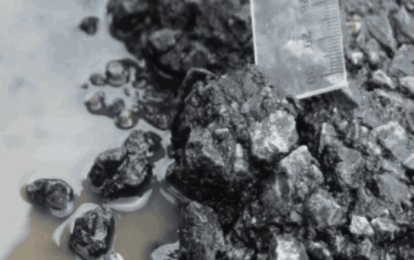 Mat duong cao toc Da Nang - Quang Ngai lai bong troc sau khi va hinh anh