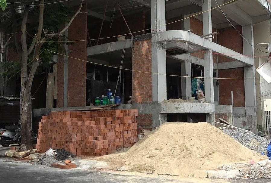 Roi tu tang 4 cong trinh, nam cong nhan tu vong hinh anh