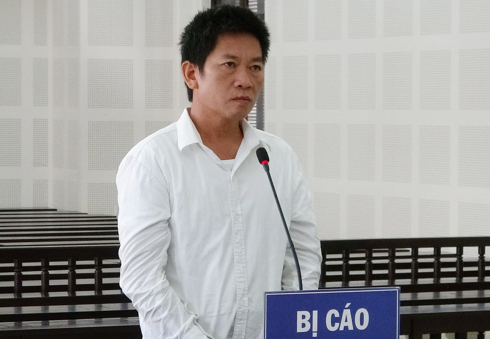 Đẩy chết bạn thuyền lĩnh án ảnh 1 Day chet ban thuyen linh an anh 1