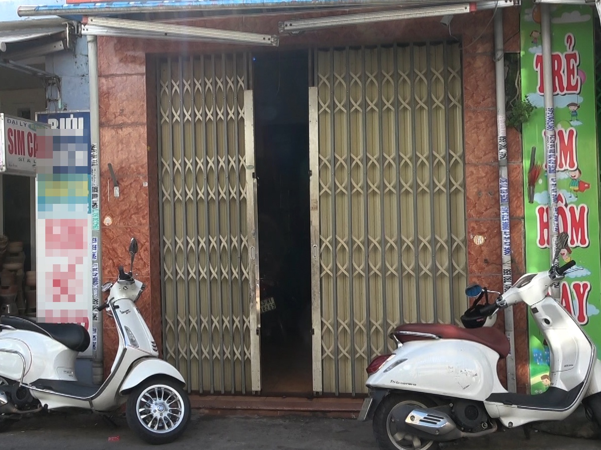 Truy tim ke khoa trai cua, tat nhot ban vao nha nguoi dan hinh anh