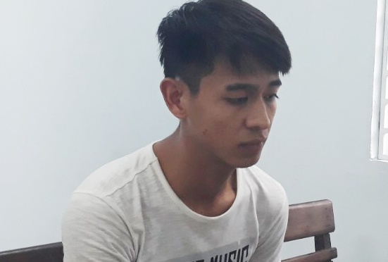 Benh vo 'ho', chong moi chem chong cu dut gan tay hinh anh