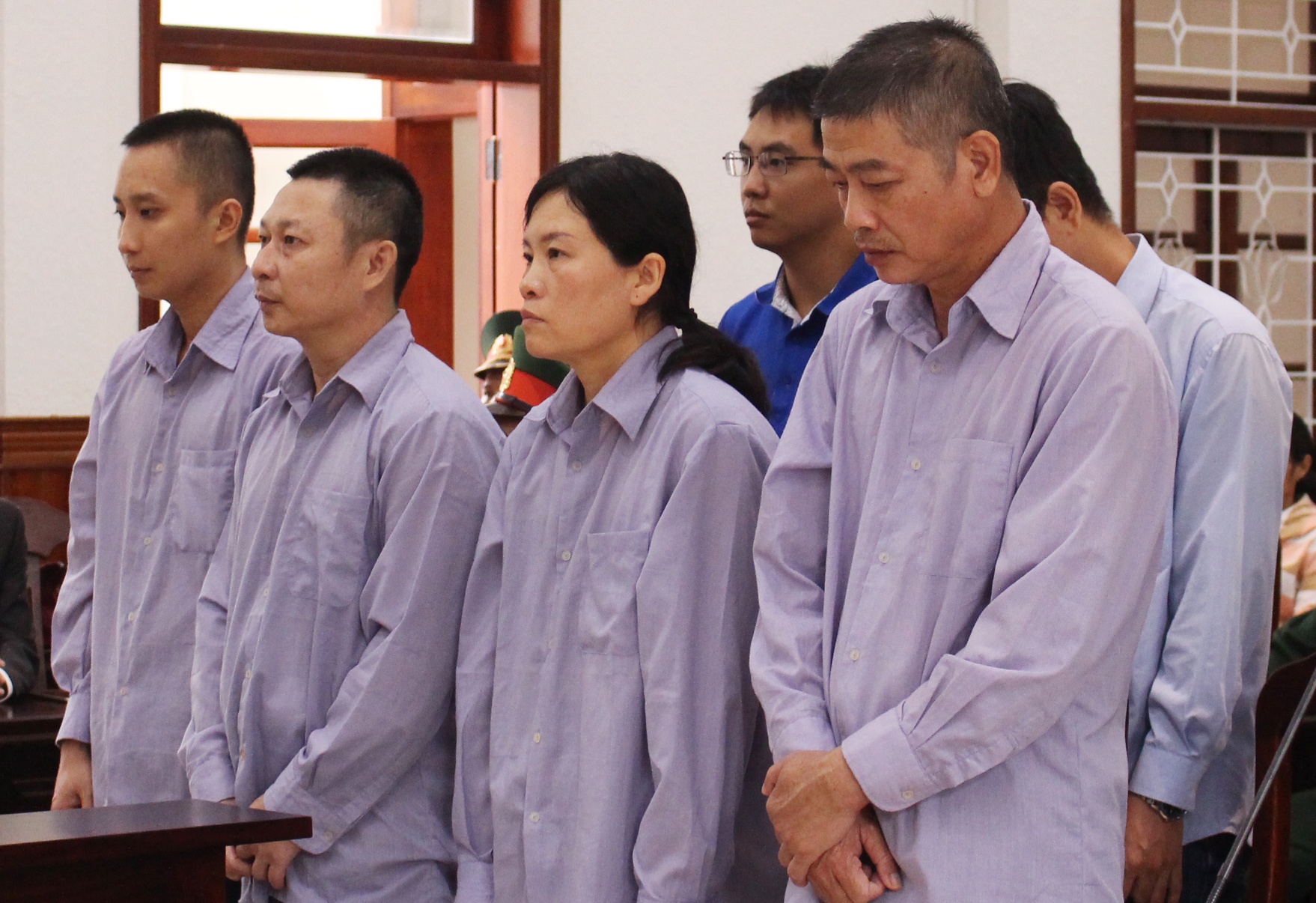 Nguyen pho chi huy truong bo doi bien phong ngoi tu vi nhan hoi lo hinh anh