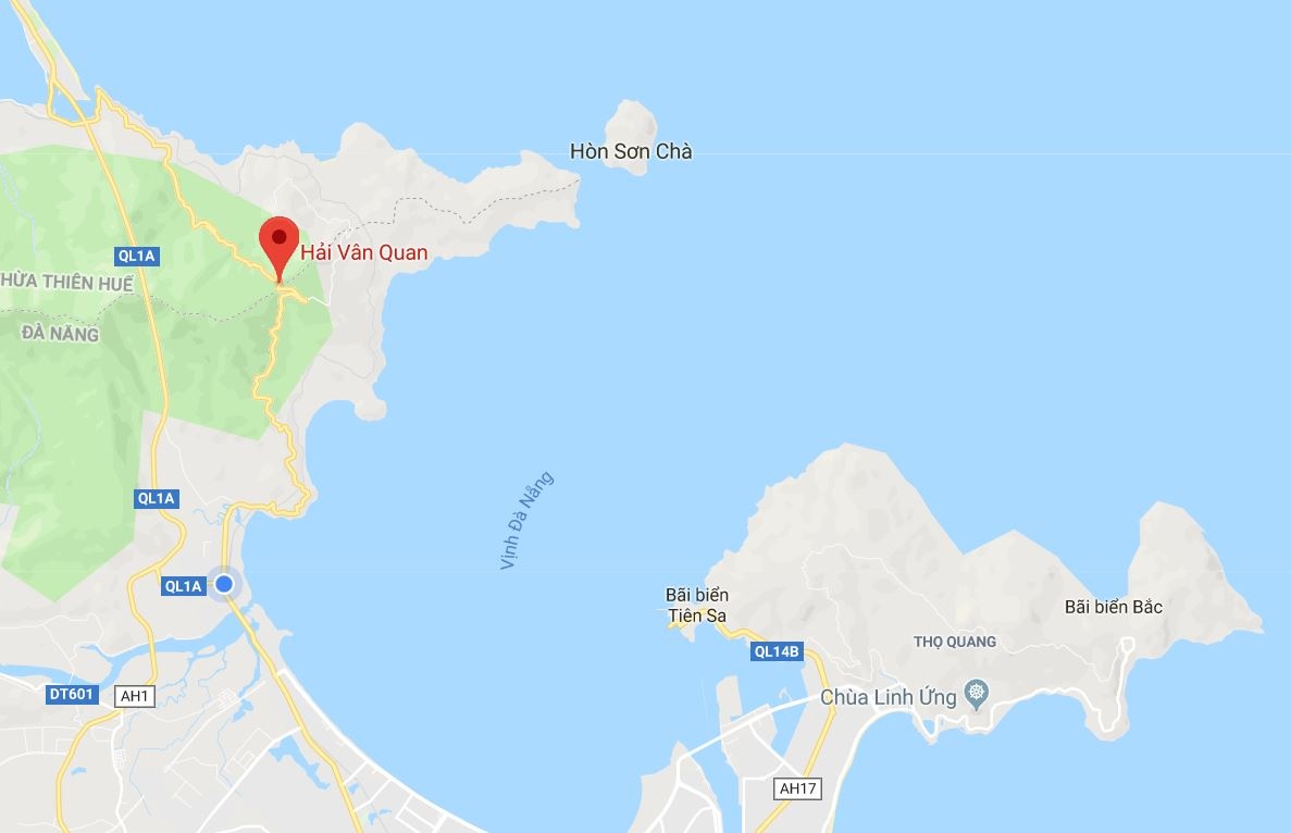 Xe bon boc chay o deo hai van anh 3