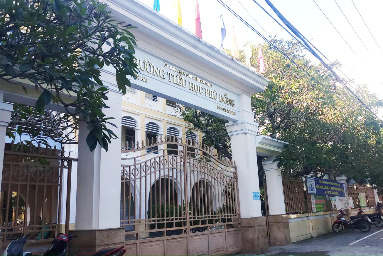 Roi tu tang 2, nam sinh lop 1 nguy kich hinh anh