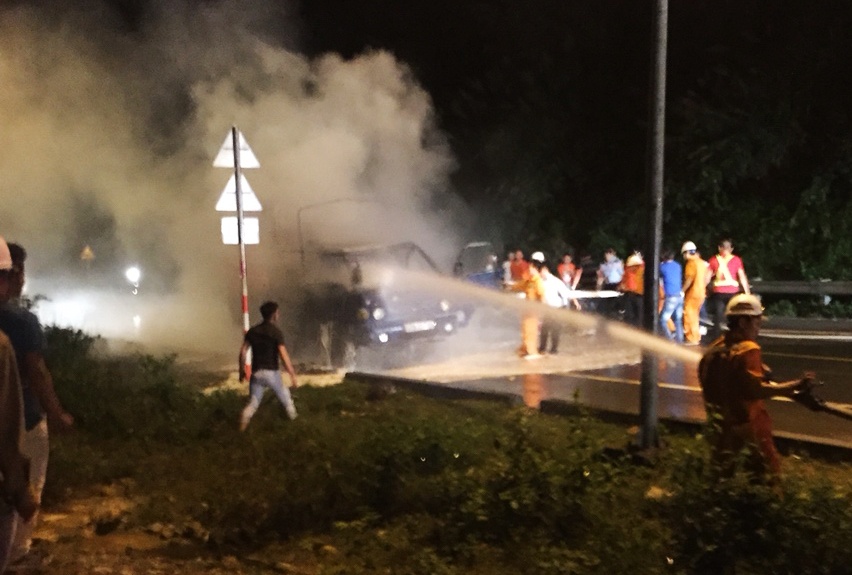 Cháy xe ở Đà Nẵng ảnh 1 Chay xe o Da Nang anh 1