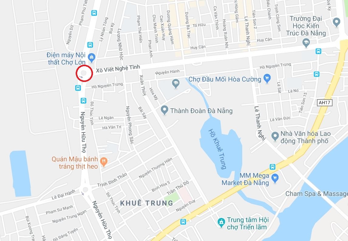 Hai me con bi xe dau keo container tong o Da Nang anh 2