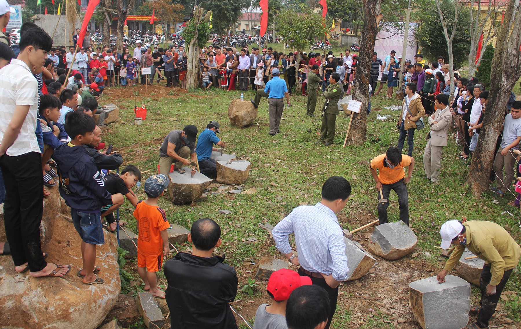 Hoi thi che da o Quang Tri anh 1