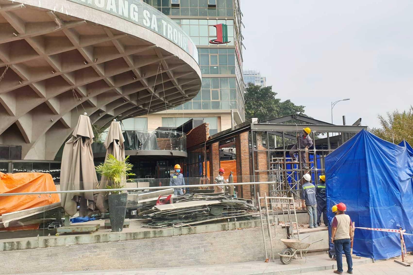 Cuong che cong trinh nha hang El Gaucho o Da Nang anh 2