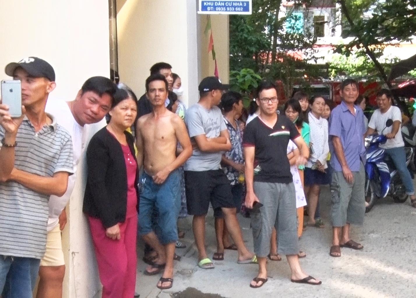 Chay can ho vang chu, ca chung cu thao chay hinh anh