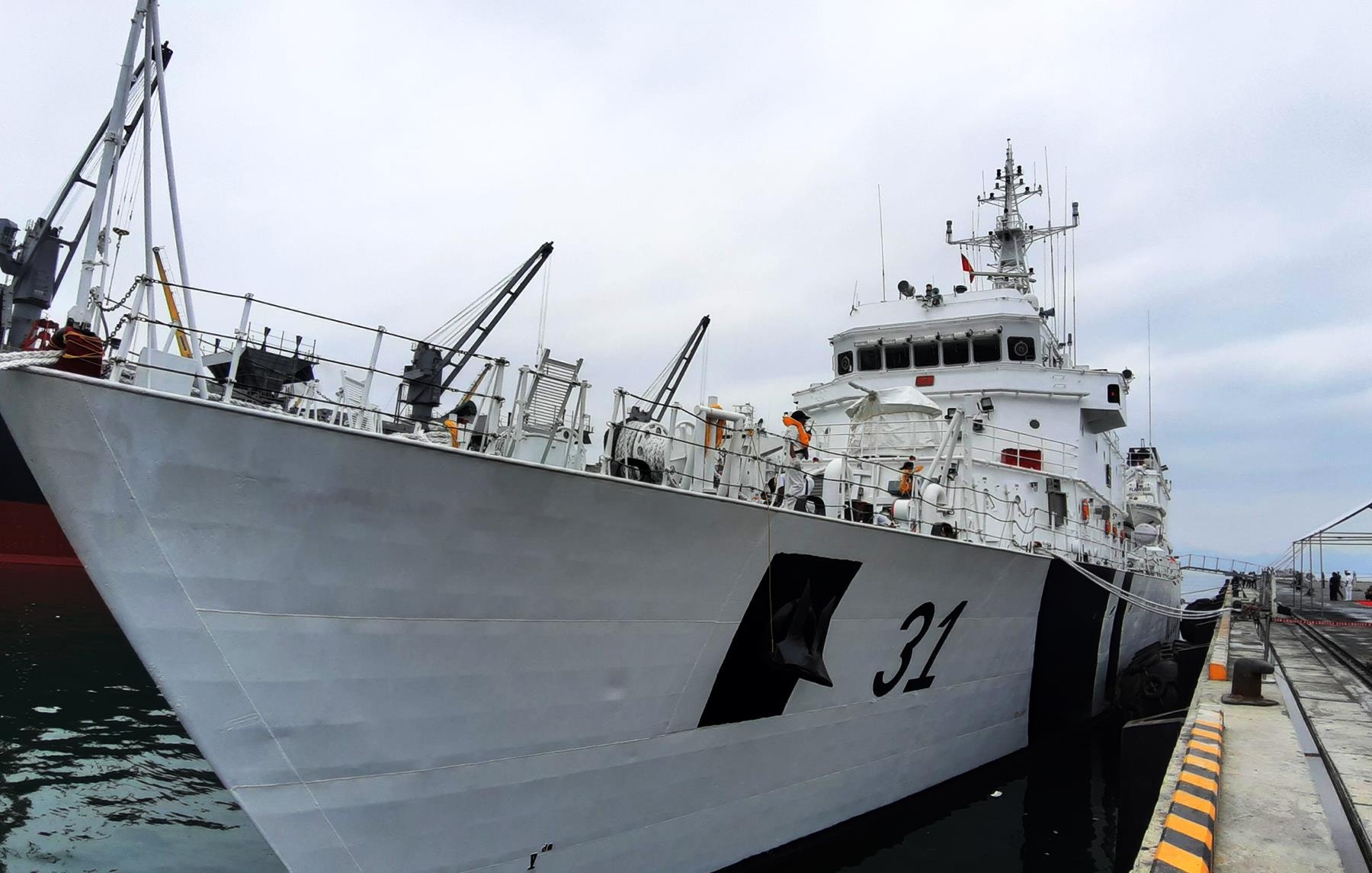 Tau Hai quan An Do cap cang Da Nang hinh anh