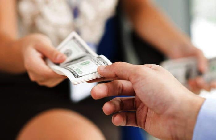 Bat nhom doi tien bao ke o Da Nang hinh anh