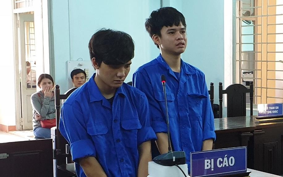 Ném gạch 911 Đà Nẵng ảnh 1 Nem gach 911 Da Nang anh 1