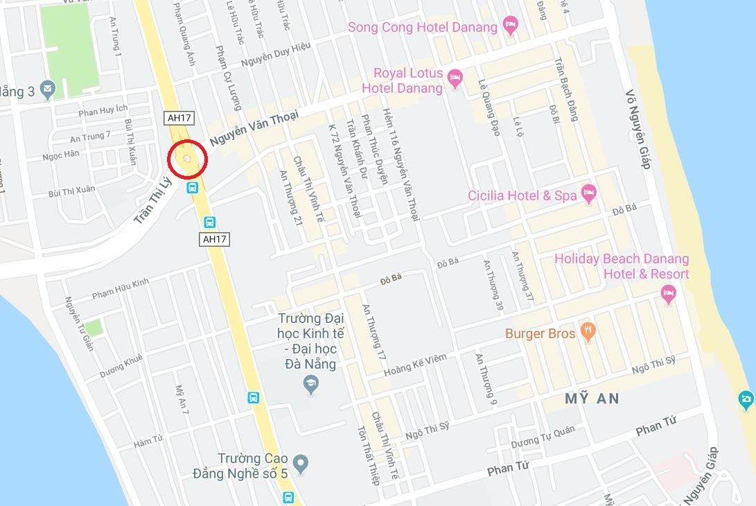 Nu tai xe xe may bi oto tai keo le anh 2