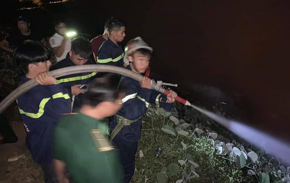 Cháy ở bán đảo Sơn Trà ảnh 2 Chay o ban dao Son Tra anh 2