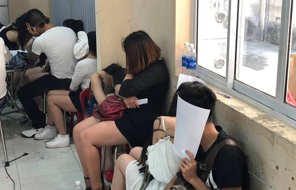 Vũ trường New Phương Đông ảnh 2 Vu truong New Phuong Dong anh 2