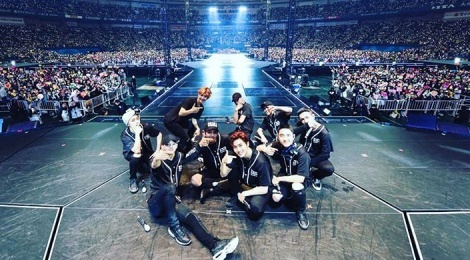 Concert thu 100 khep lai lich trinh nuoc ngoai cua EXO hinh anh