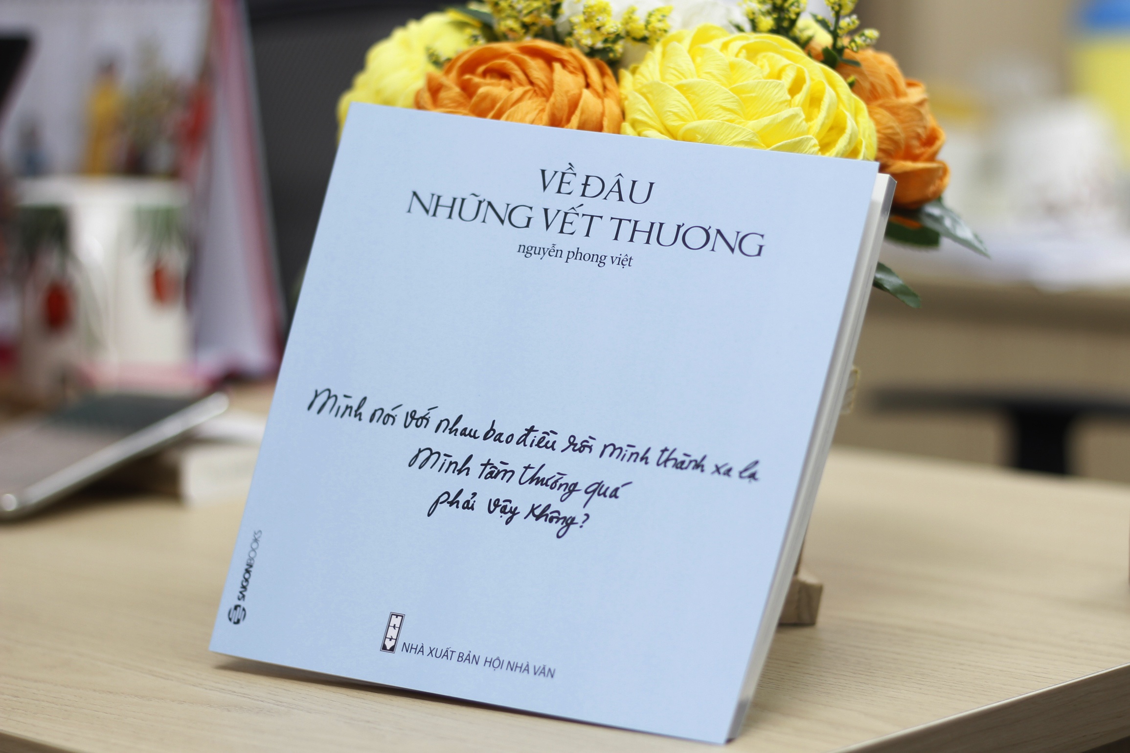 nhà thơ Phong Việt ra tập thơ mới ảnh 1 nha tho Phong Viet ra tap tho moi anh 1