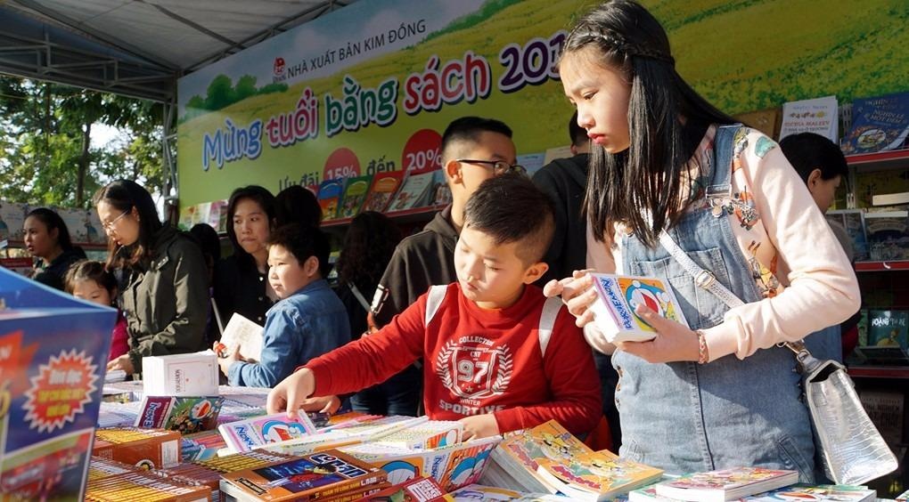 Dau an noi bat nganh xuat ban Viet Nam 2016 hinh anh