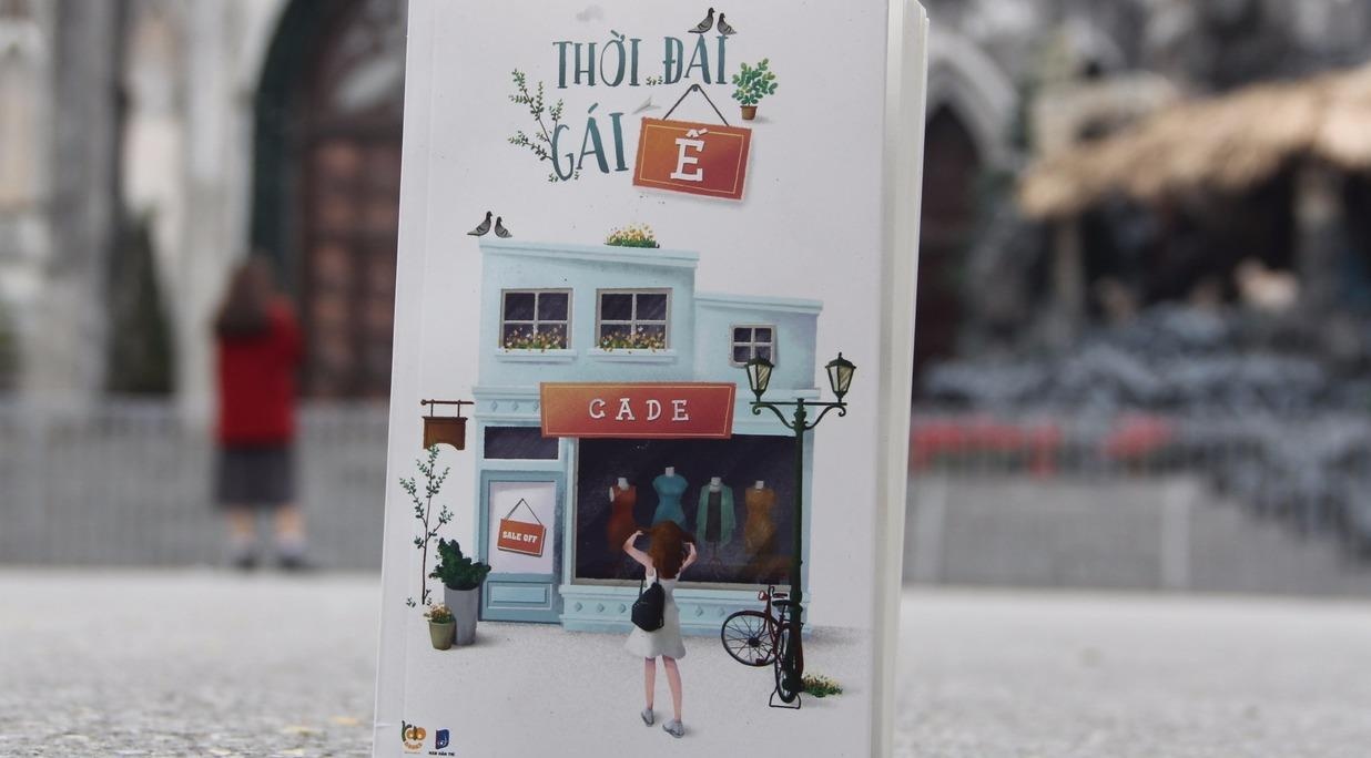 Phia sau mot co gai 'e' hinh anh