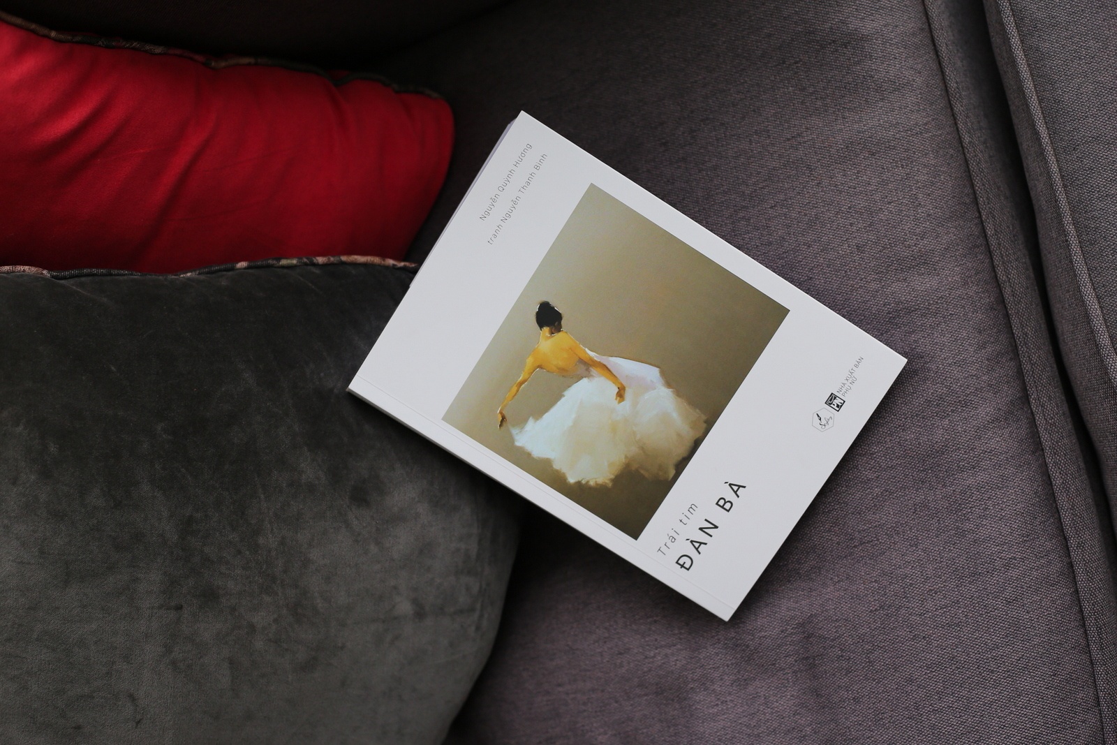 'Trai tim dan ba' tai ban voi dien mao moi hinh anh