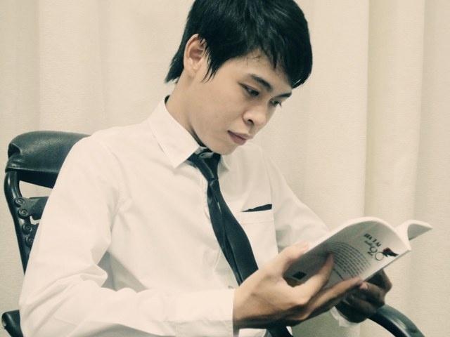 mot cuon sach hai tac gia anh 2