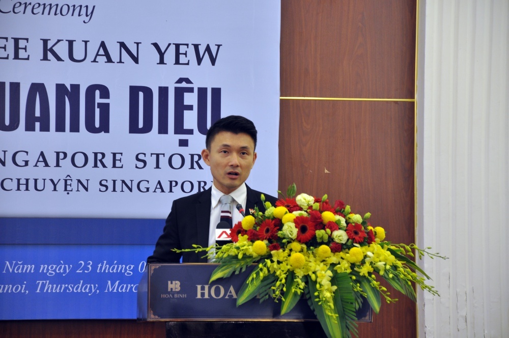 Ly Quang Dieu: Nguoi dua Singapore hoa rong hinh anh