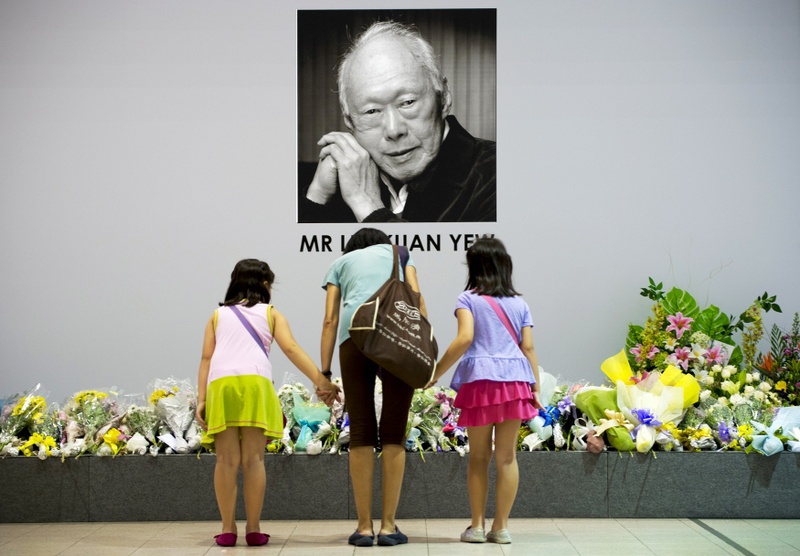 biên tập viên của Times viết về hồi ký Lý Quang Diệu ảnh 3 bien tap vien cua Times viet ve hoi ky Ly Quang Dieu anh 3