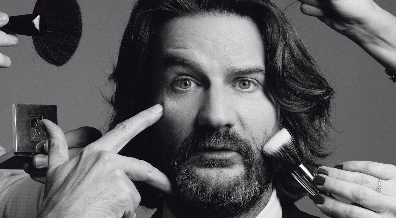 Frederic Beigbeder: Ke ich ky lang man trong mot tieu thuyet Phap hinh anh