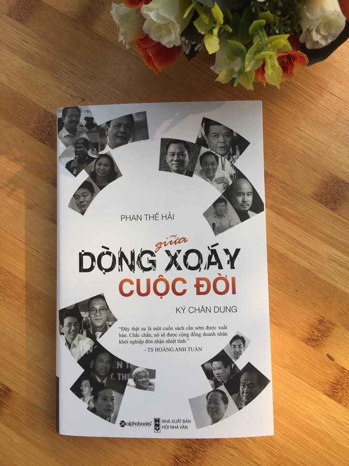 Giua dong xoay cuoc doi anh 1