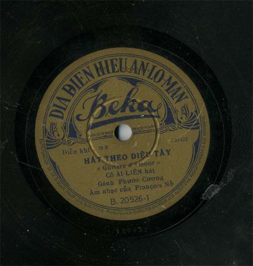 sach nghien cuu ve Tan nhac cua nhac si Pham Duy anh 1