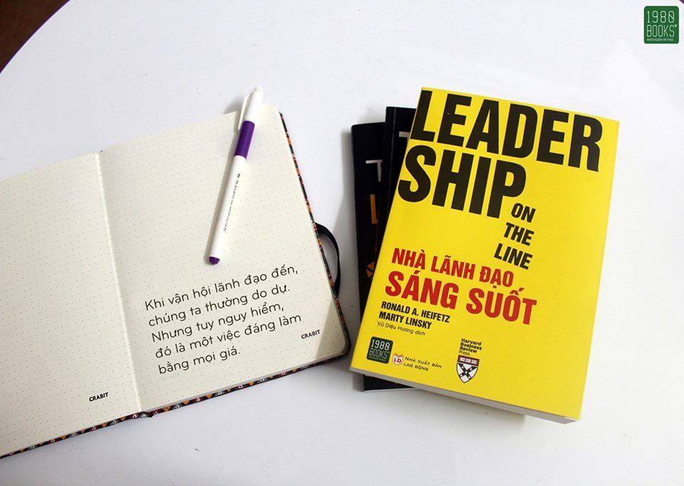 3 cuon sach xay dung ky nang lanh dao anh 3