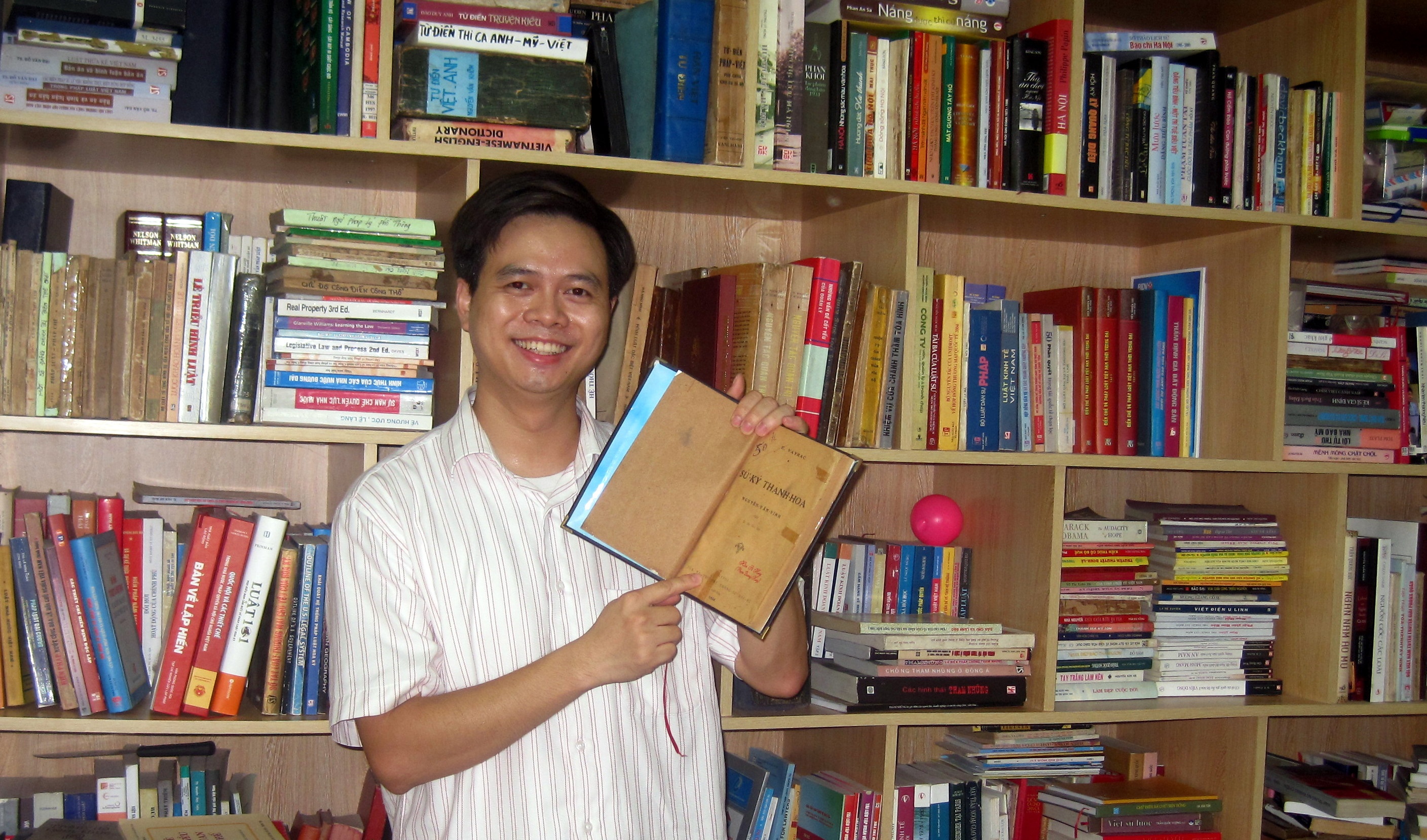 người trẻ chơi sách xưa ảnh 1 nguoi tre choi sach xua anh 1