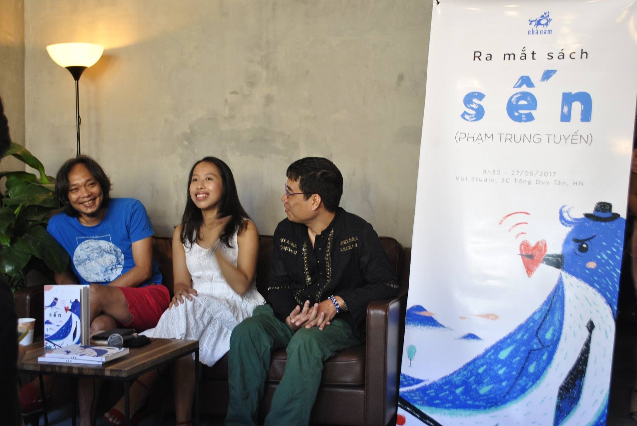 Ra mắt sách ảnh 1 Ra mat sach anh 1
