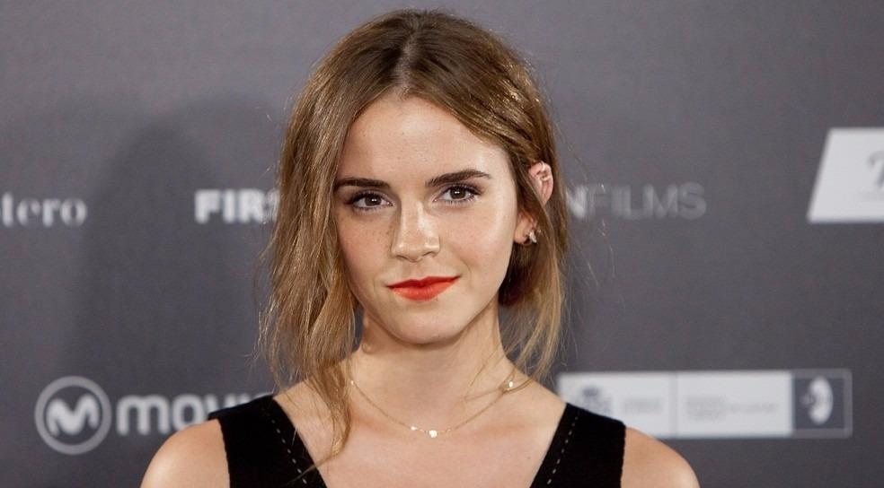 Emma Watson quay tro lai voi y tuong giau sach tai Paris hinh anh