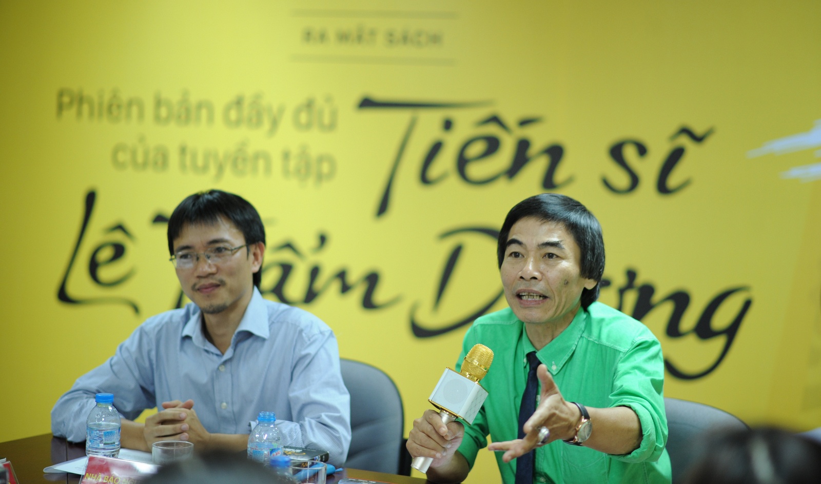 phong van tien si Le Tham Duong anh 1