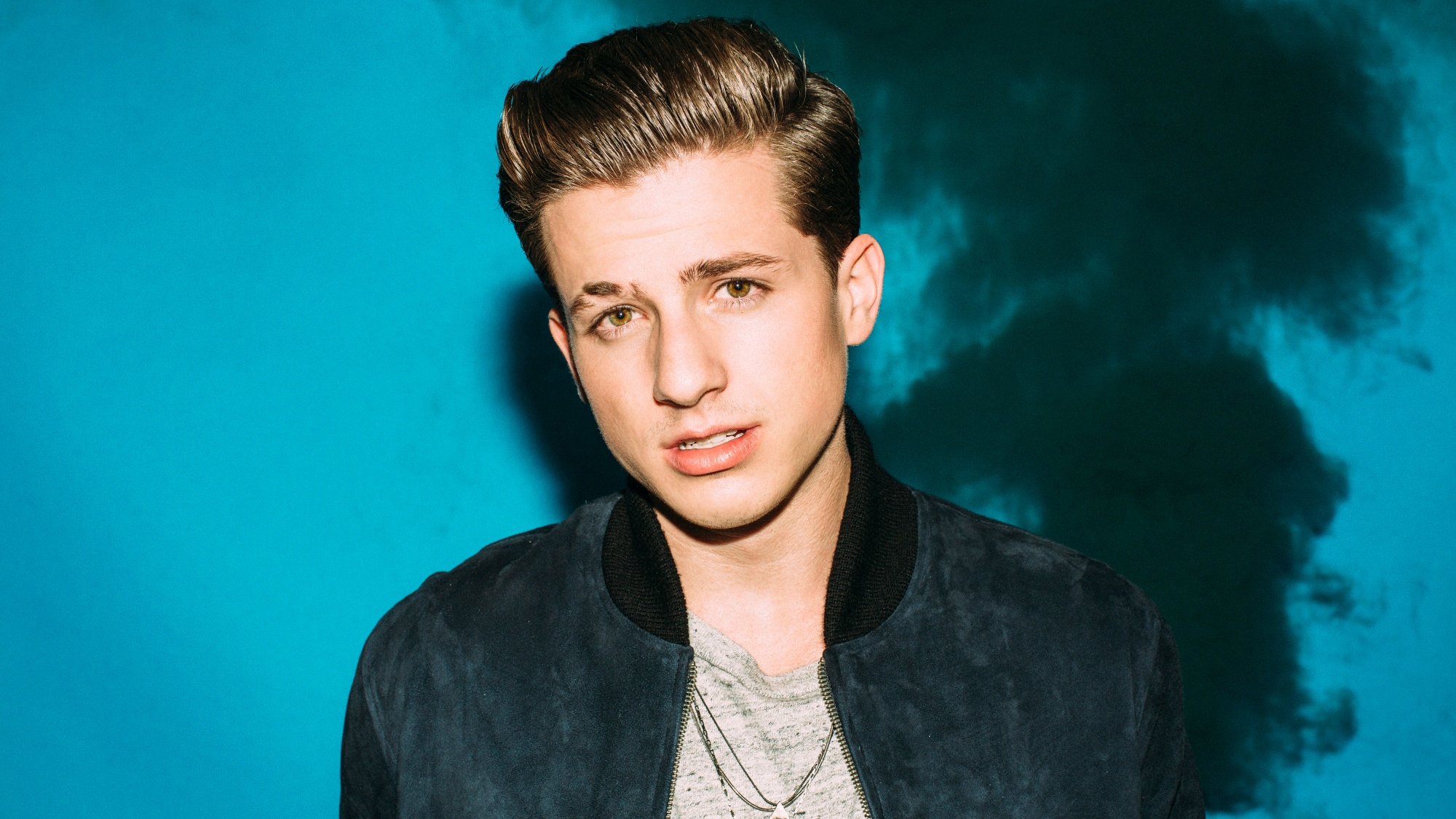 Charlie Puth: Loi hua voi nguoi da khuat va dinh menh ngoi sao hinh anh