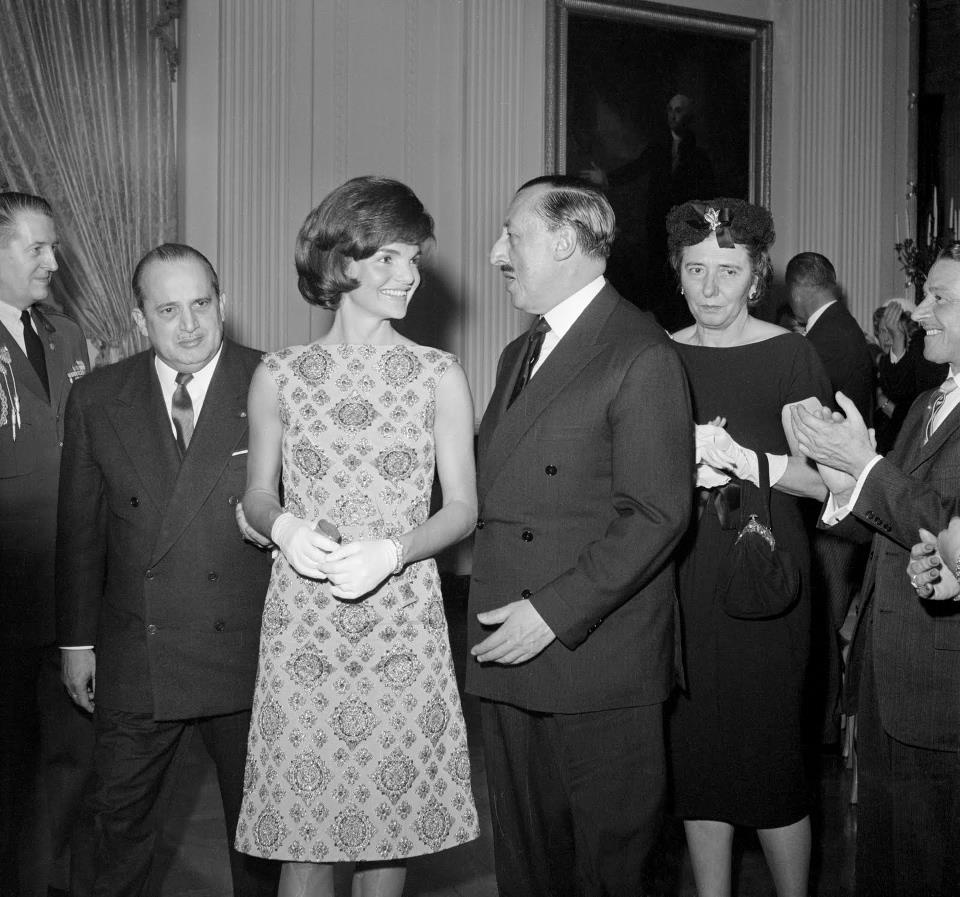 sach ve Jackie Kennedy anh 2