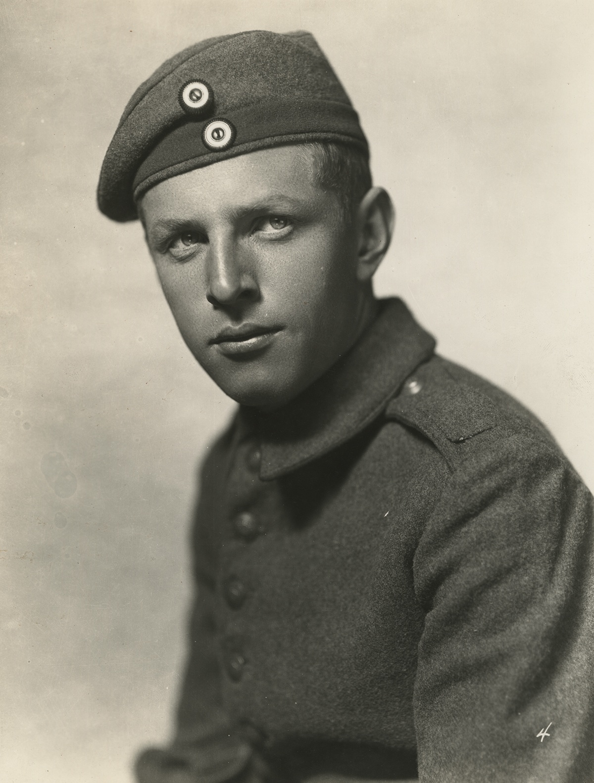 tác giả Erich Maria Remarque ảnh 3 tac gia Erich Maria Remarque anh 3