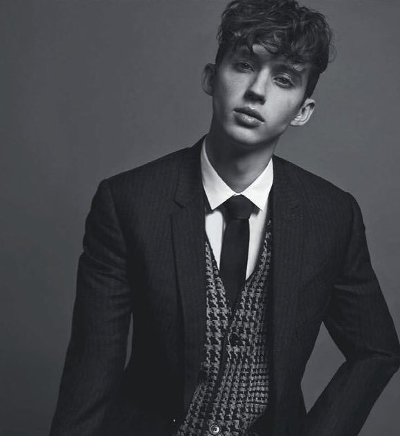 Ca si Troye Sivan anh 1