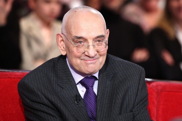 Nha su hoc lon cua Phap qua doi o tuoi 85 hinh anh