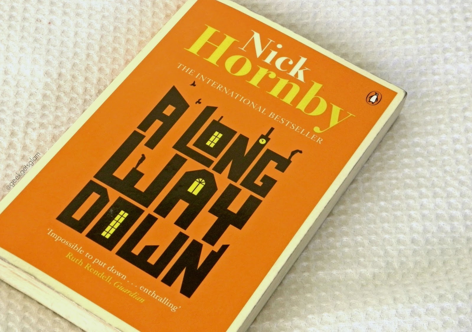 Nhung cuon sach  giup ban vuot qua y nghi tu tu anh 3