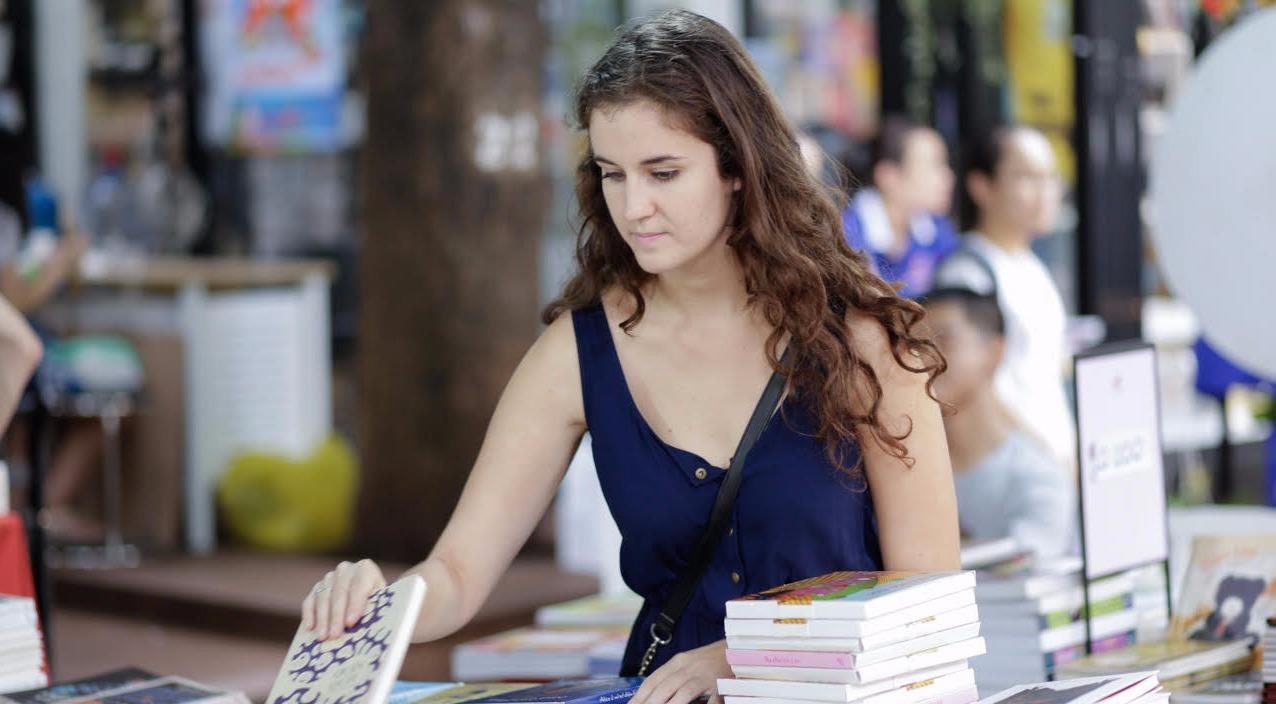 Duong sach TP.HCM dat doanh thu 19,7 ty dong trong 6 thang dau nam hinh anh