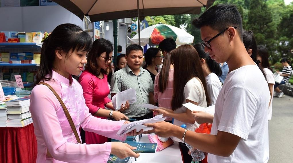 'Hoi sach phong phu moi thu hut nha xuat ban quoc te' hinh anh