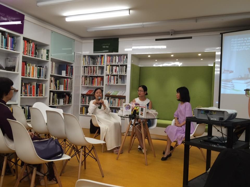 Me va cau chuyen giao duc anh 1